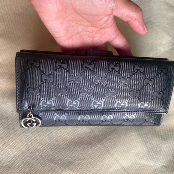 Authentic gucci long wallet